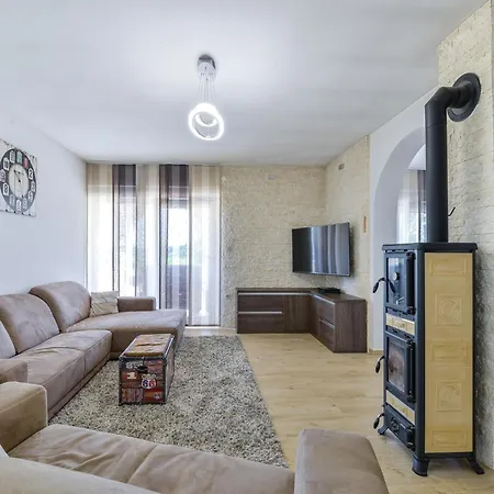 Modern In Quiet Holiday home Pristeg