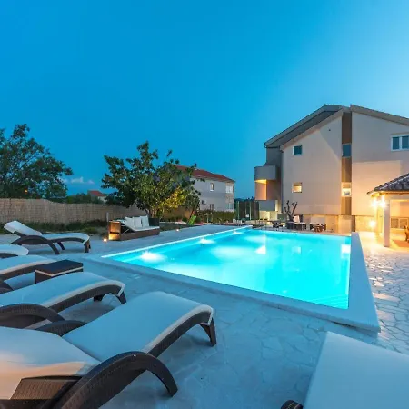 Modern In Quiet Holiday home