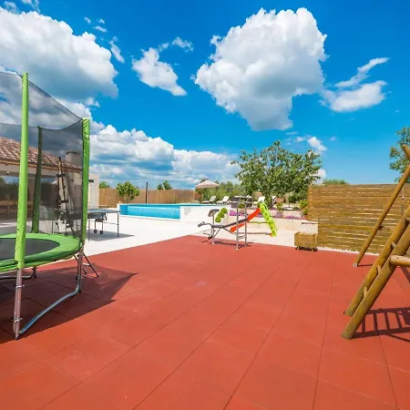 Modern In With Pool Holiday home Pristeg